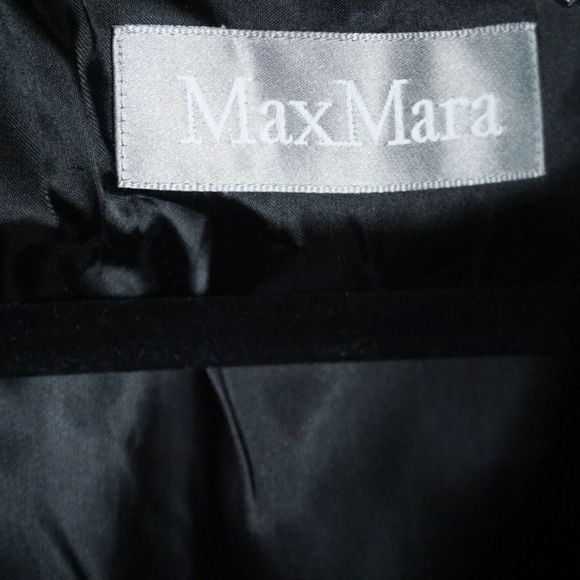 Max Mara Single Breasted Concealed‎ Buttons Long Black Wool Coat US 12 Women's - Picture 6 of 12